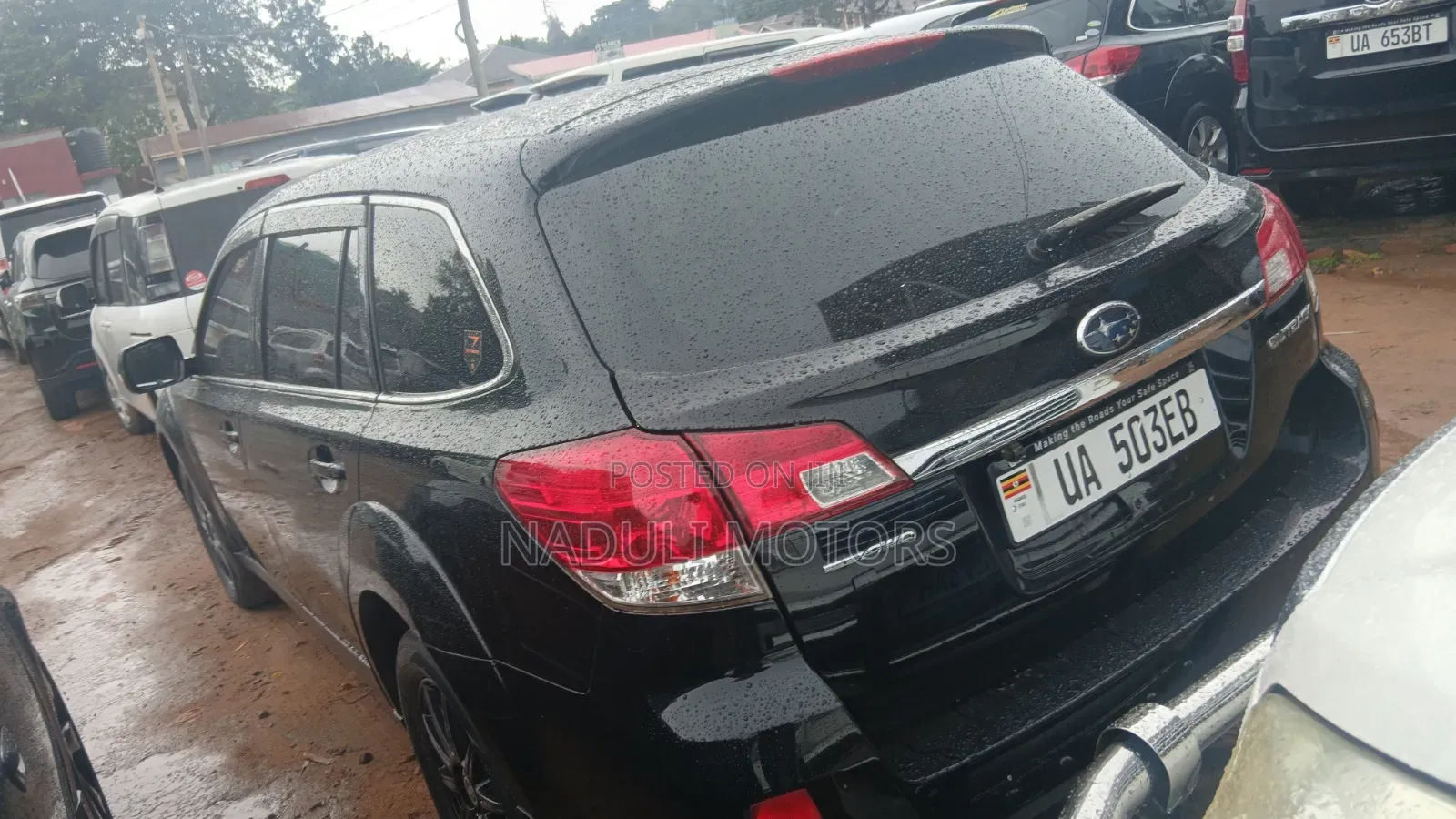 Subaru Outback 2011 Black