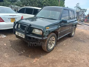 Suzuki Escudo 1999 Green