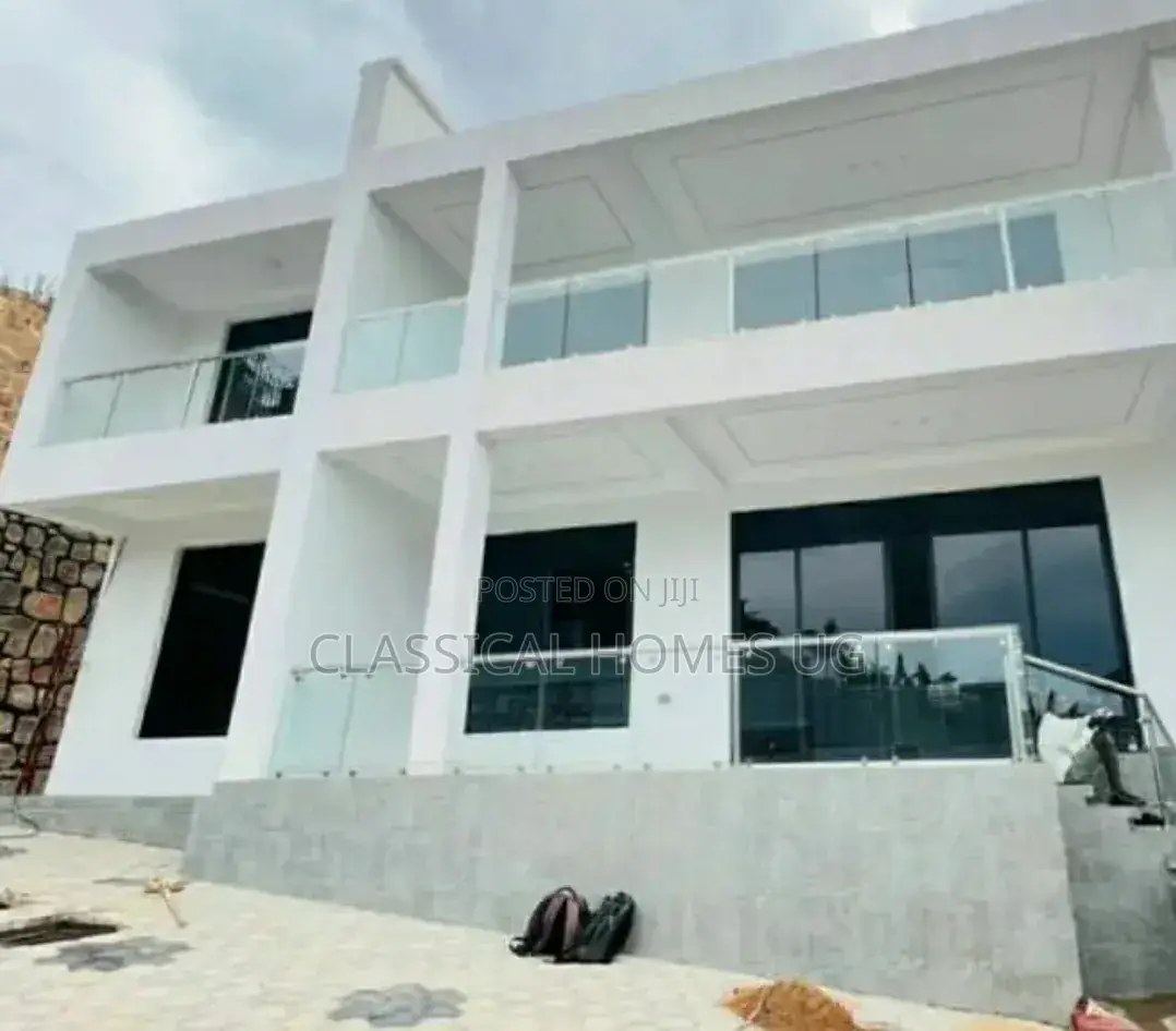 4bdrm Duplex in Muyenga, Central Division for rent