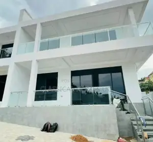 4bdrm Duplex in Muyenga, Central Division for rent