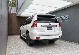 Toyota Land Cruiser Prado 2.8 2021 White