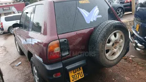 Toyota RAV4 1999 Maroon