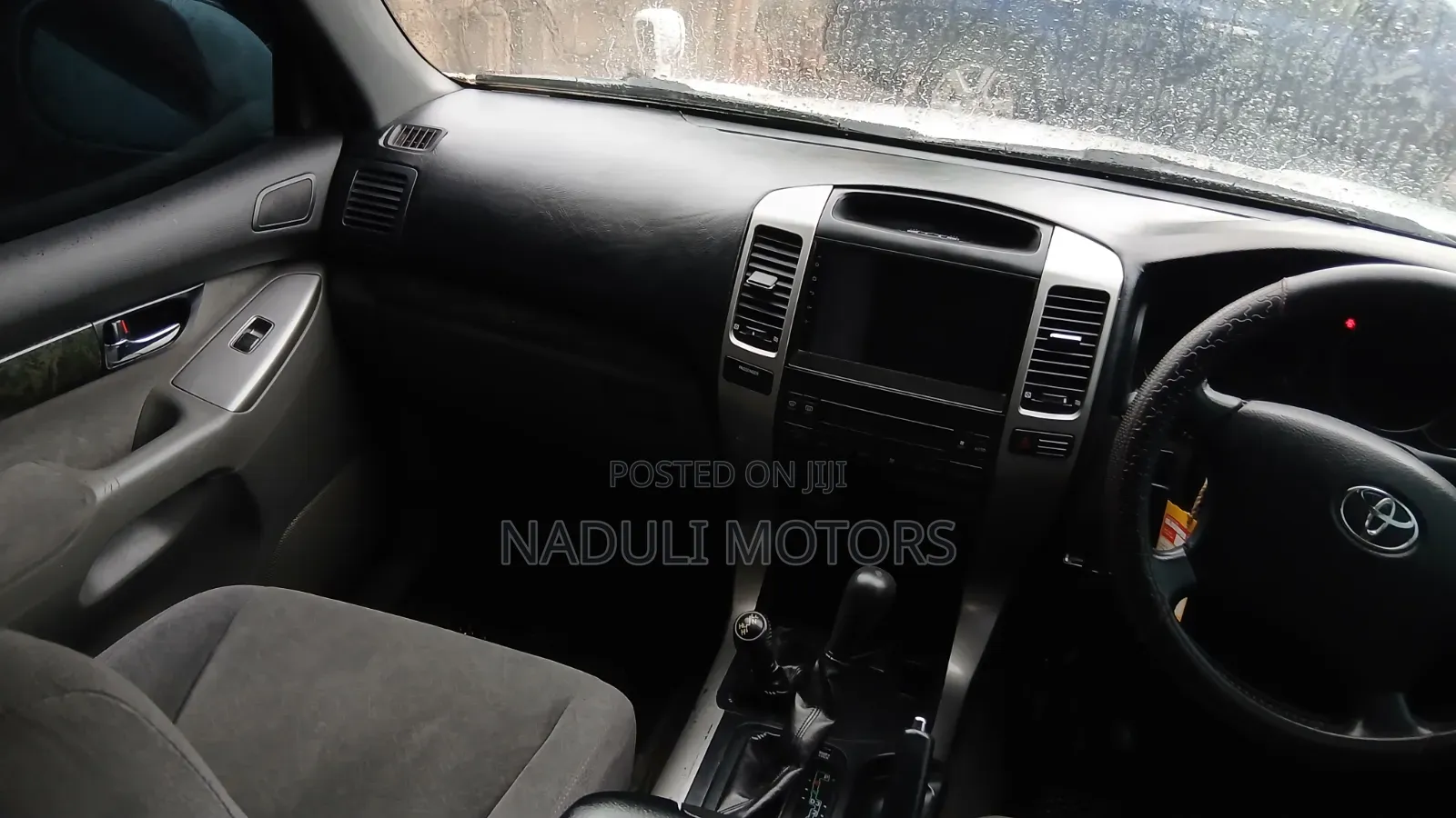 Toyota Land Cruiser Prado 2006 White