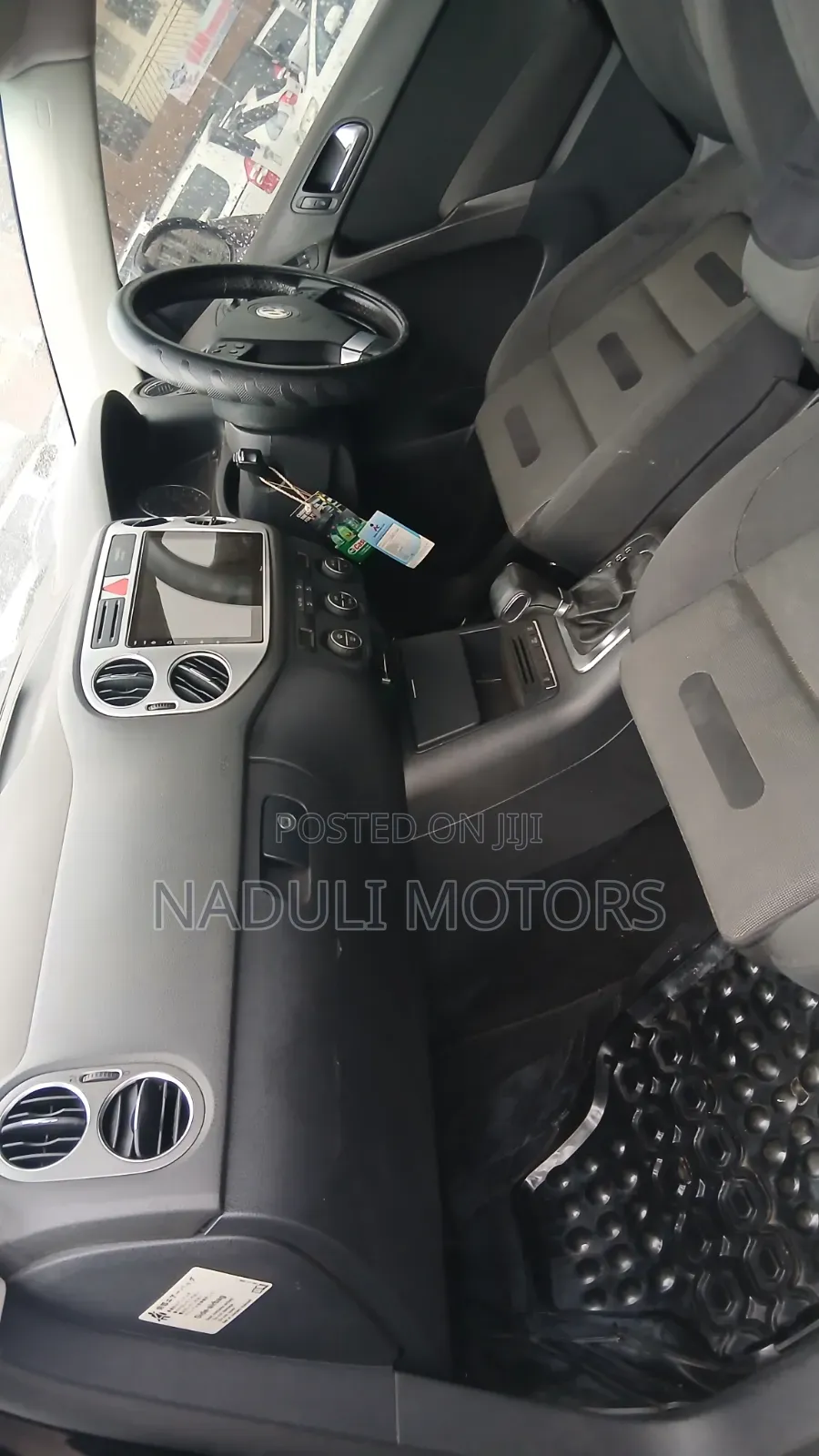 Volkswagen Tiguan 2009 Black