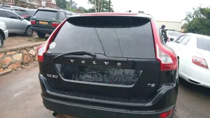 Volvo XC60 2010 Black