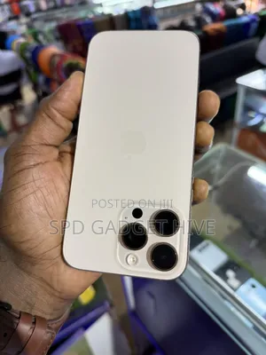 Apple iPhone 16 Pro Max 256 GB Gold