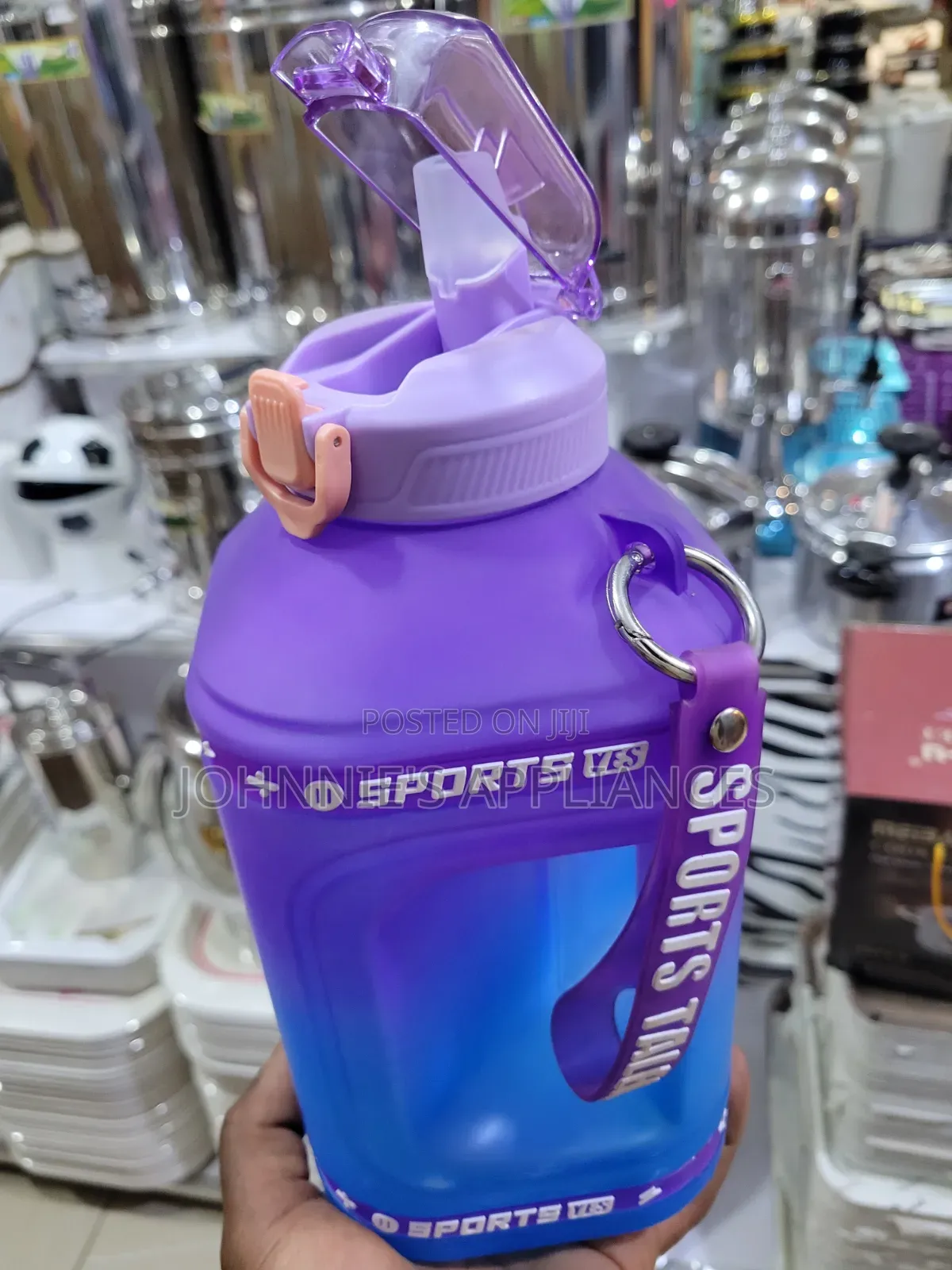 2l Juice or Water Bottles in Different Colors
