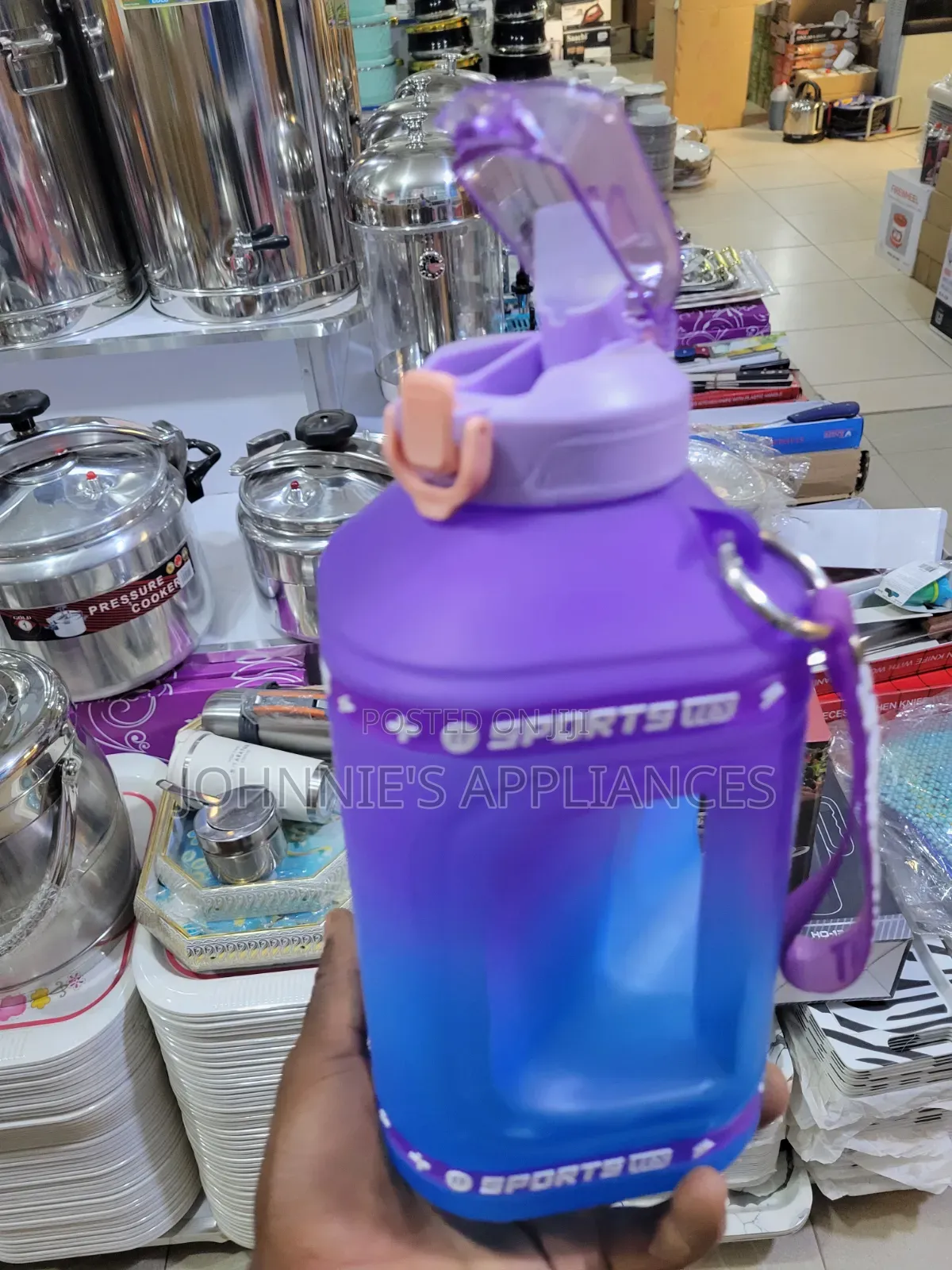 2l Juice or Water Bottles in Different Colors