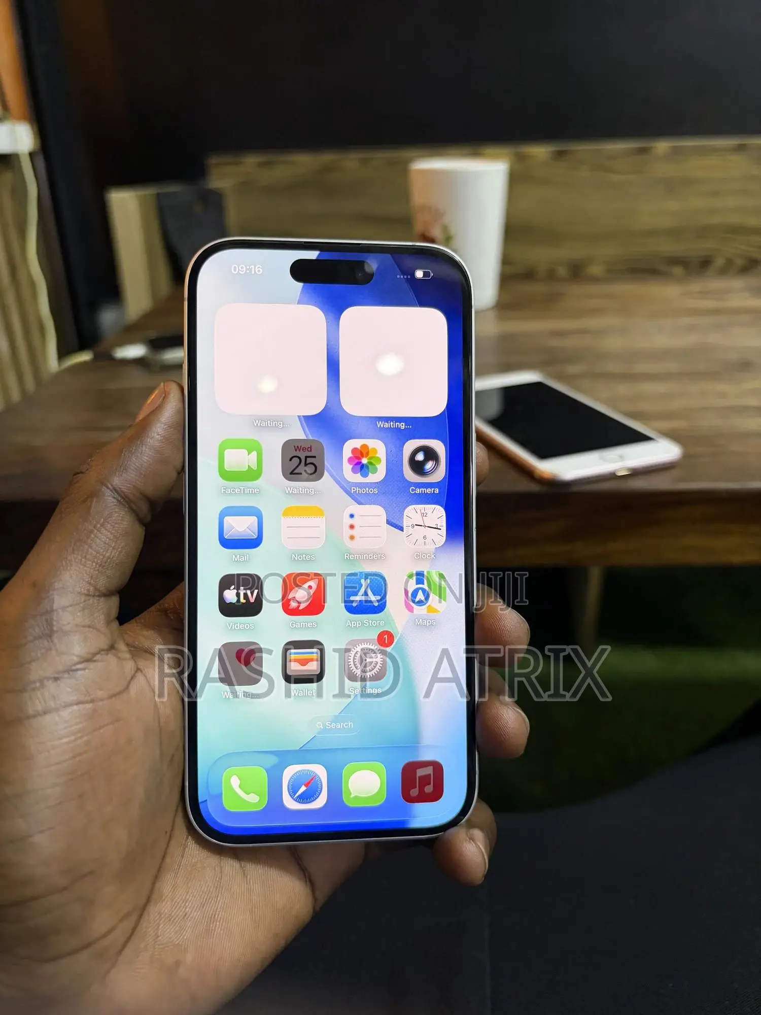 Apple iPhone 16 256 GB White