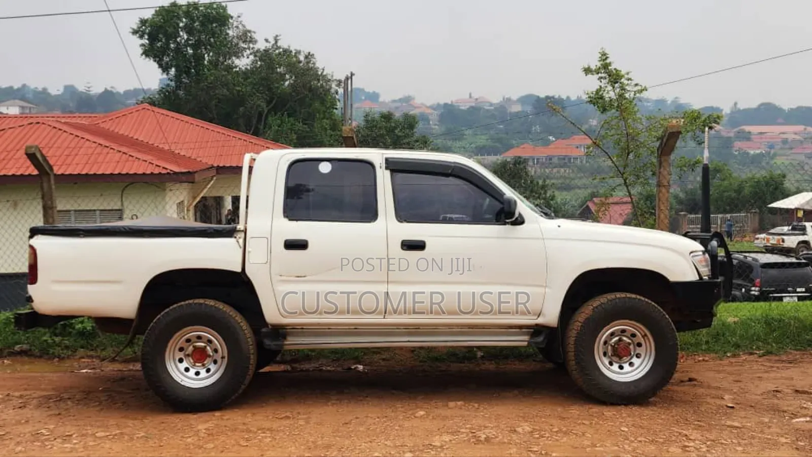 Toyota Hilux 2000 Gray
