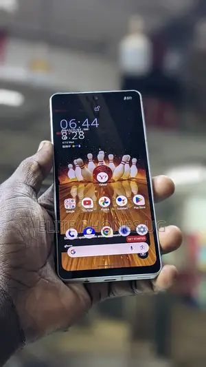 Sharp Aquos sense7 plus 128 GB White