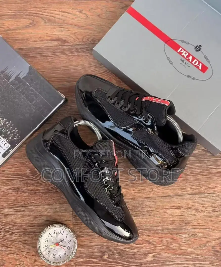 Unisex Black Sneakers