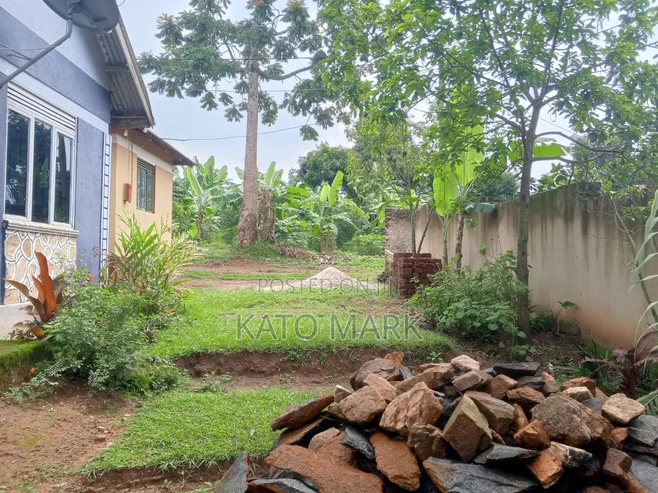 Furnished 3bdrm Bungalow in Nabuti Estate, Mukono TC for sale
