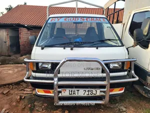 Toyota Hiace 1998 White