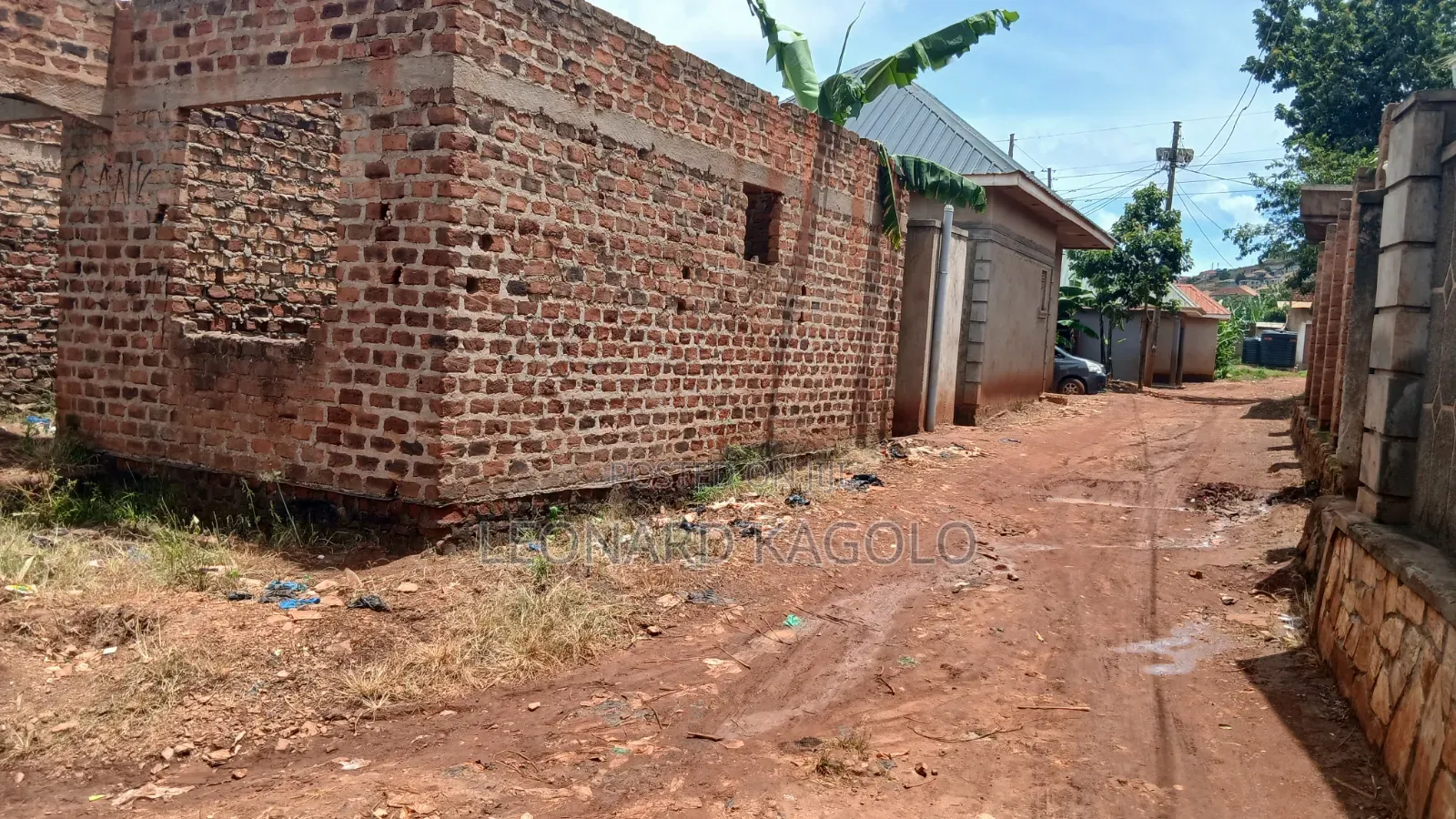 3bdrm House In Kyambazi, Nsangi For Sale