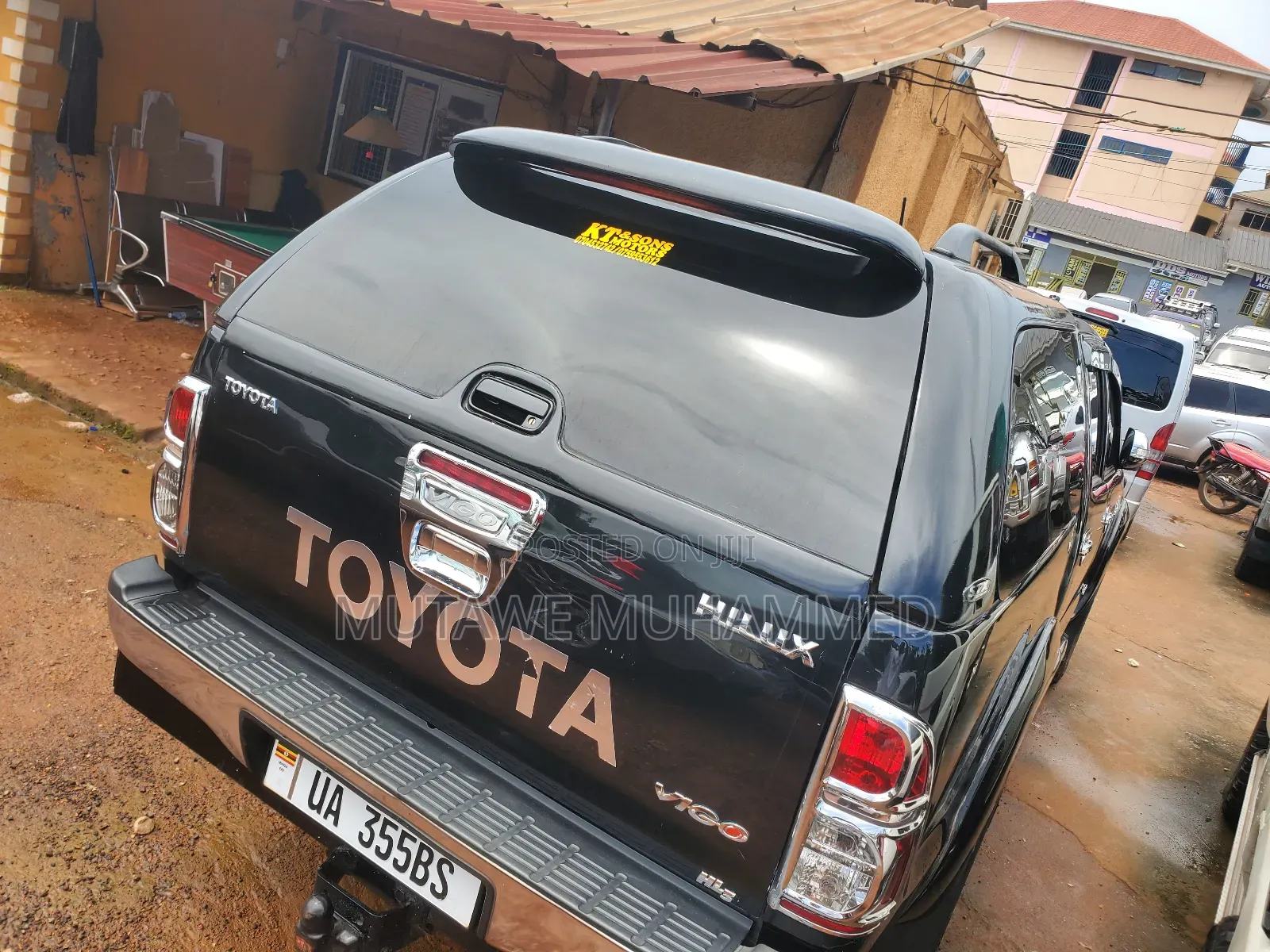 Toyota Hilux 2012 Black