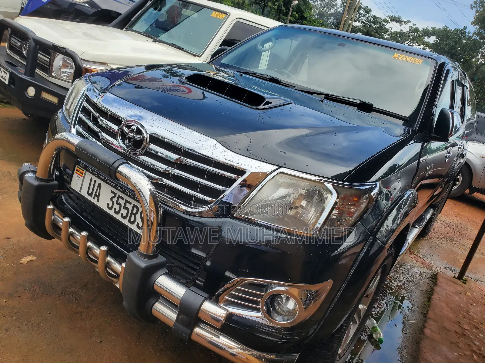Toyota Hilux 2012 Black