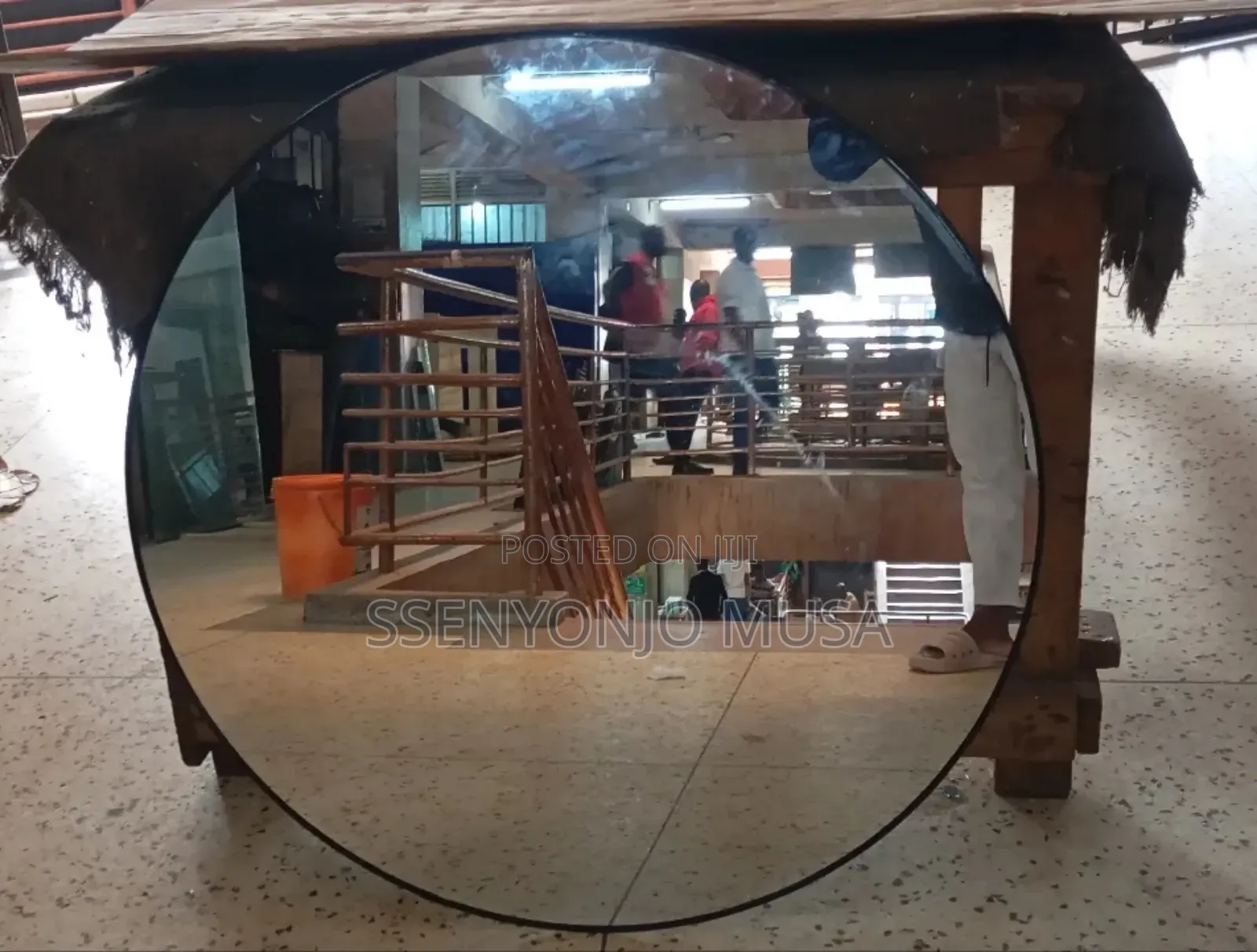 Modern Hd Wall Mounted Round Mirror 100×100cm – Black Frame