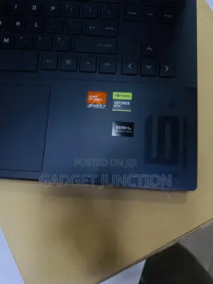 New Laptop HP Omen 16 16GB AMD Ryzen 7 SSD 1T