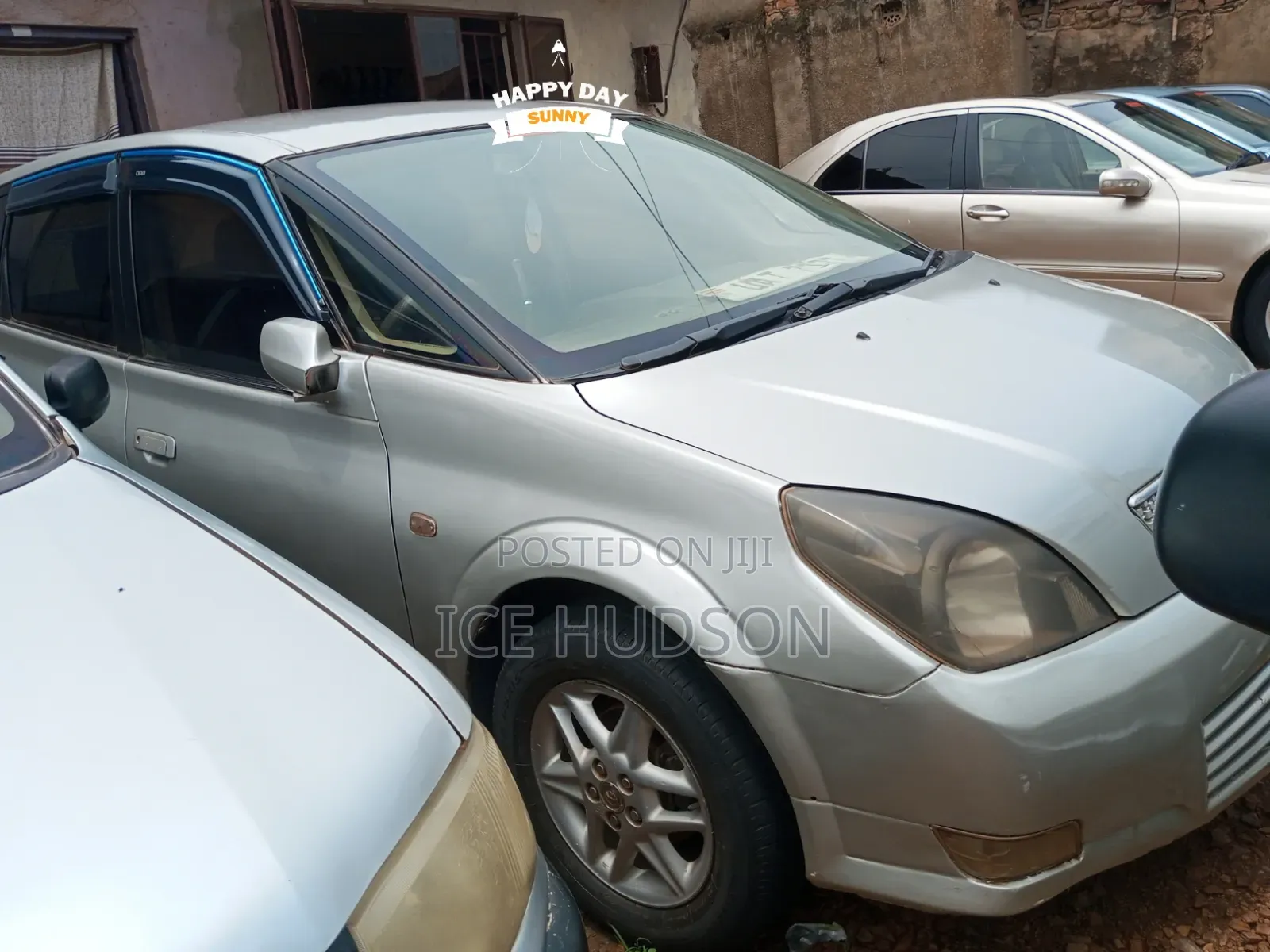 Toyota Opa 2000 Silver