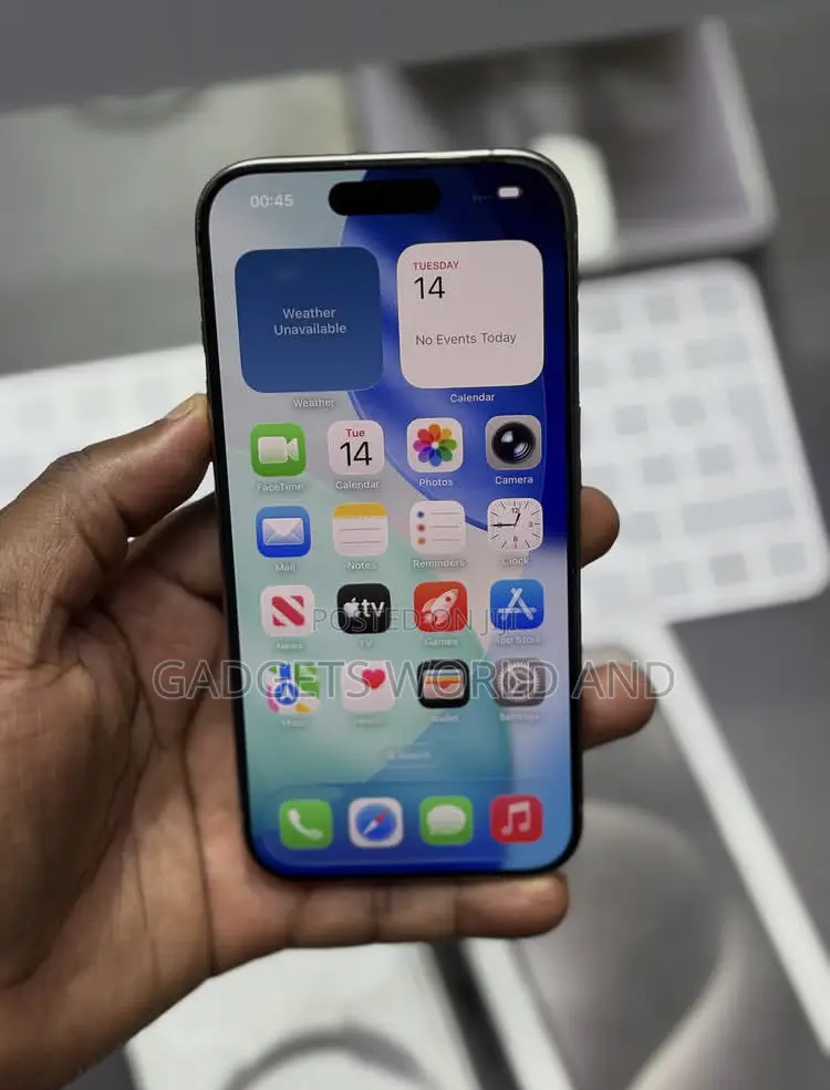 New Apple iPhone 15 Pro 128 GB Silver