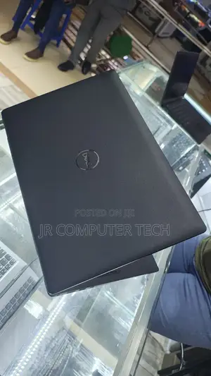 Laptop Dell Latitude 3520 8GB Intel Core i5 SSD 256GB