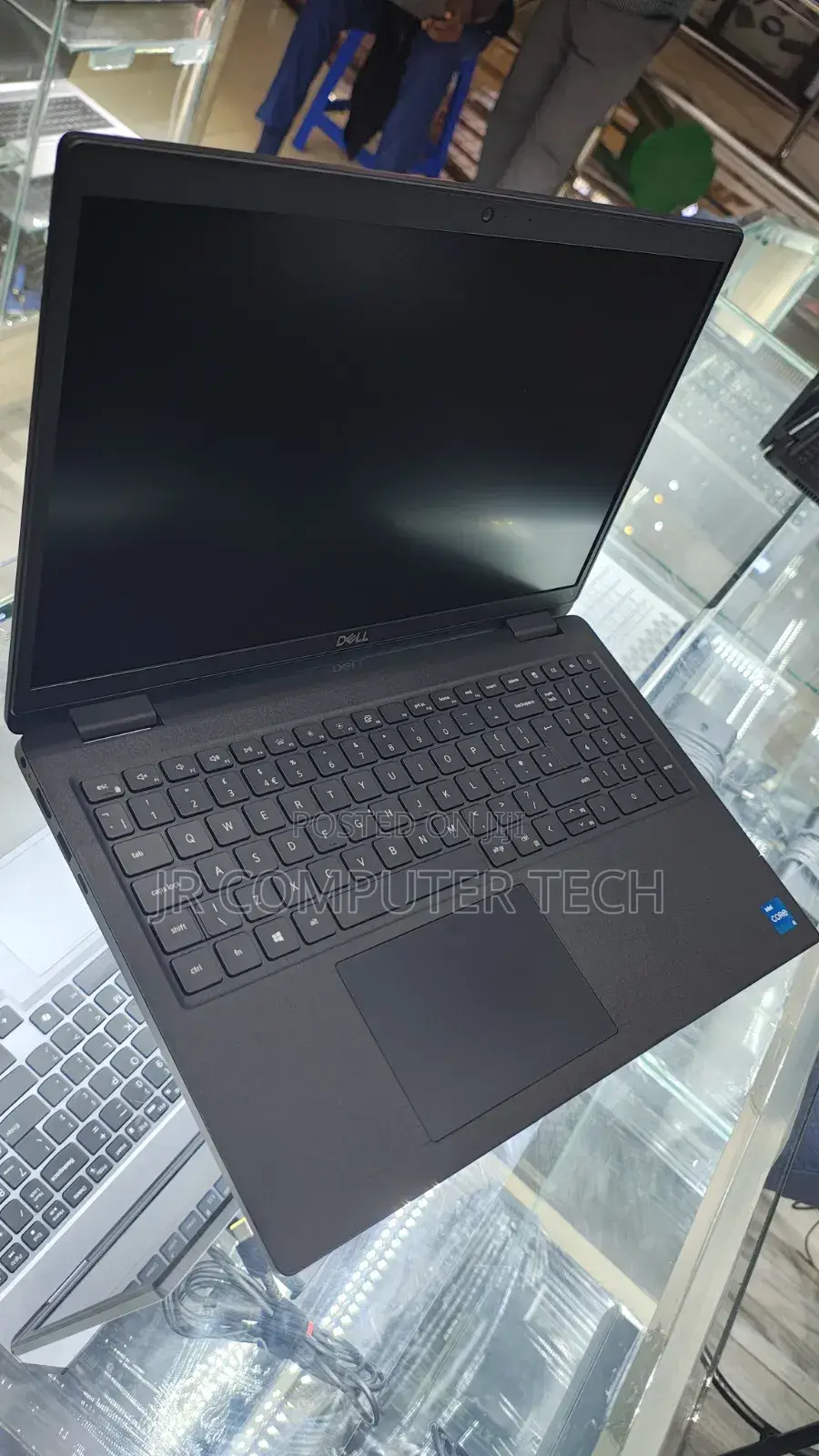 Laptop Dell Latitude 3520 8GB Intel Core i5 SSD 256GB