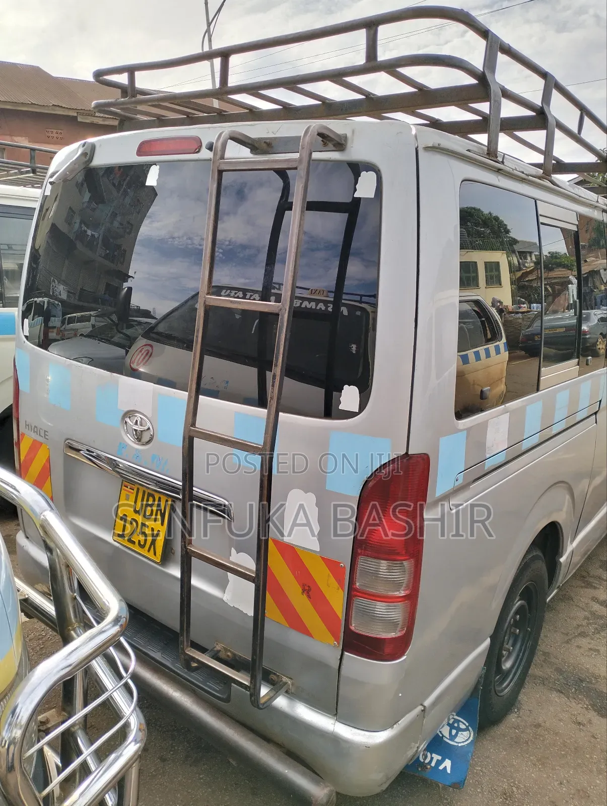 Toyota HiAce 2009 Silver