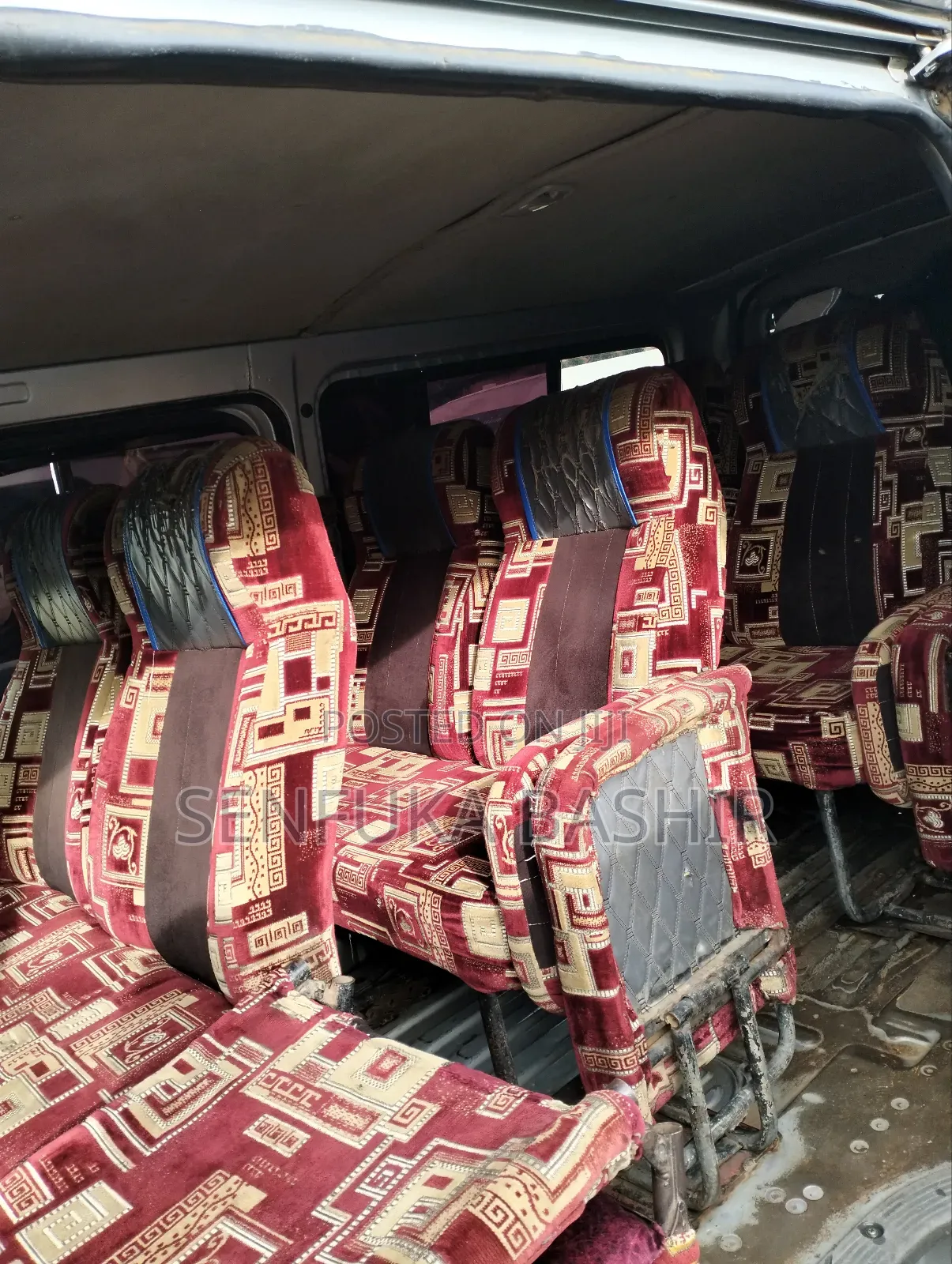 Toyota HiAce 2009 Silver