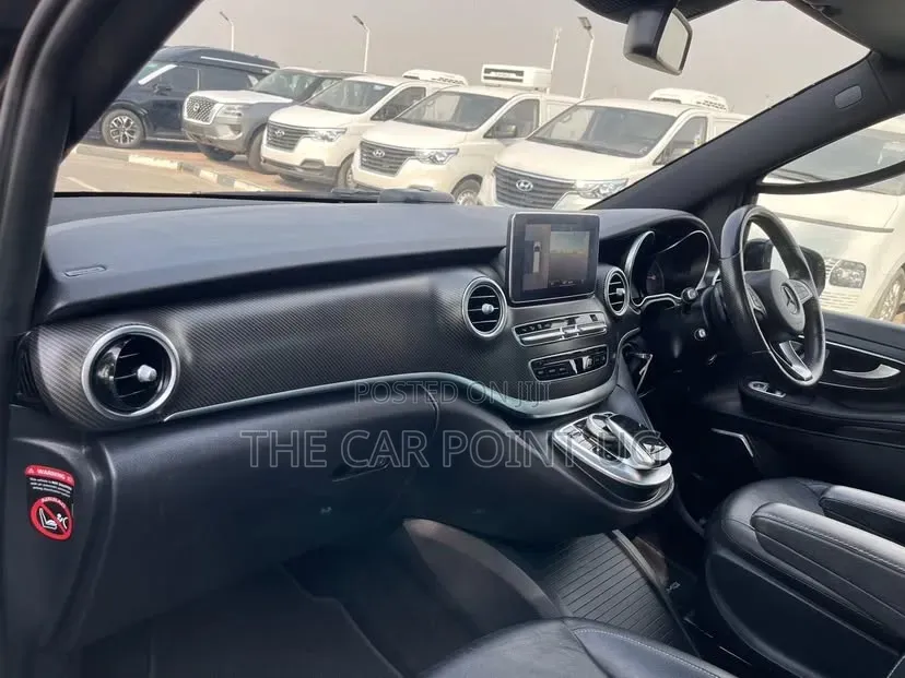 Mercedes-Benz V-Class 2018 Black