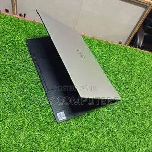 New Laptop Dell XPS 13 (9350) 8GB Intel Core i7 SSD 256GB