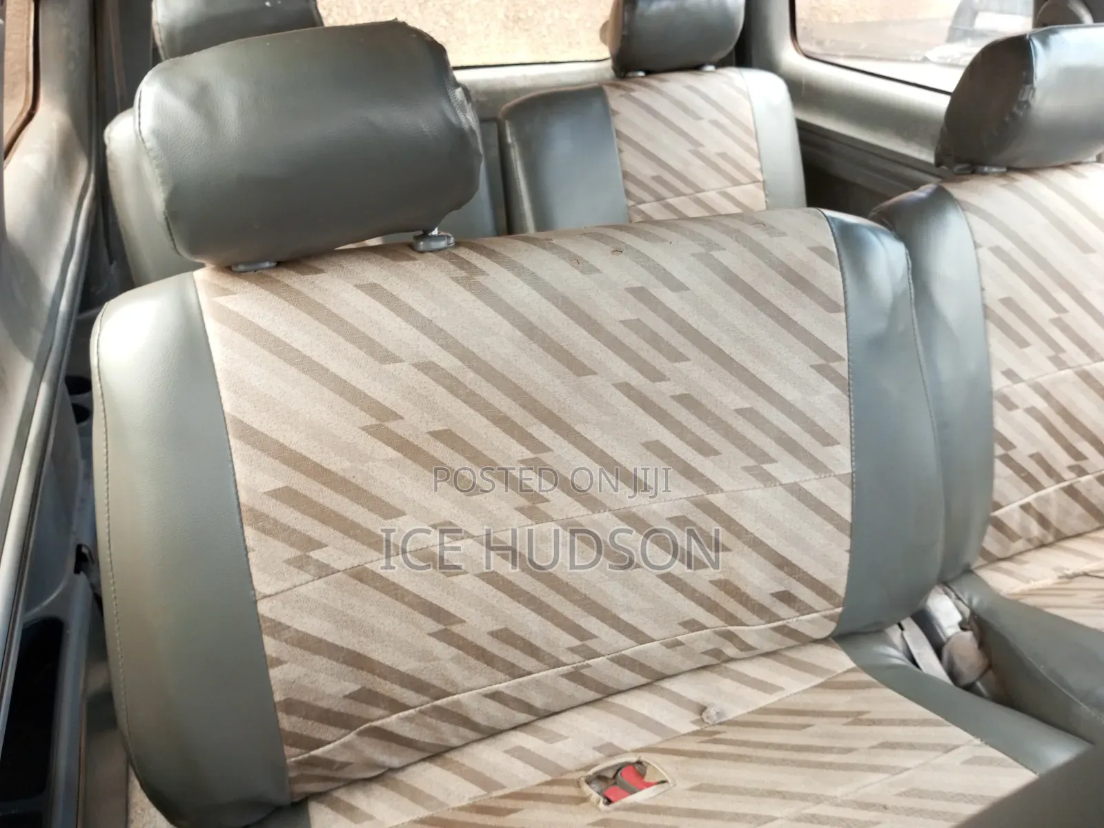 Toyota LiteAce Noah 1999 Silver