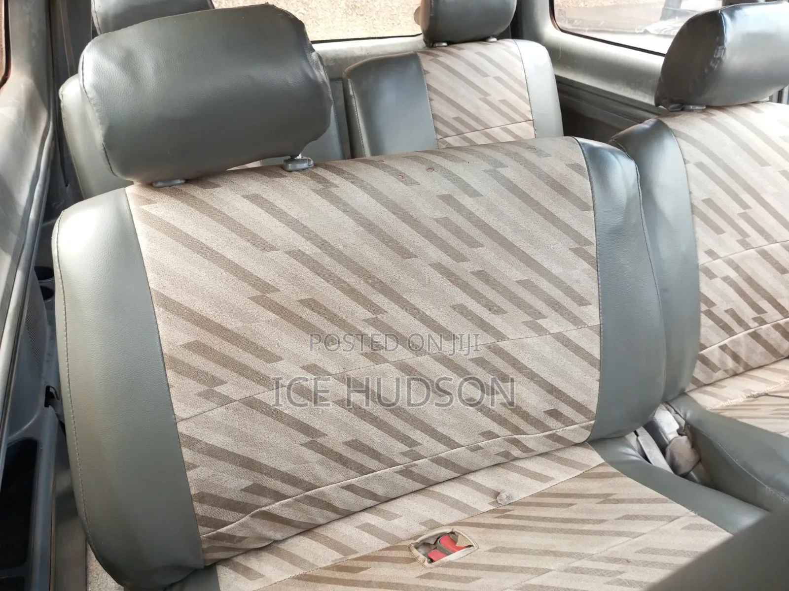 Toyota LiteAce Noah 1999 Silver