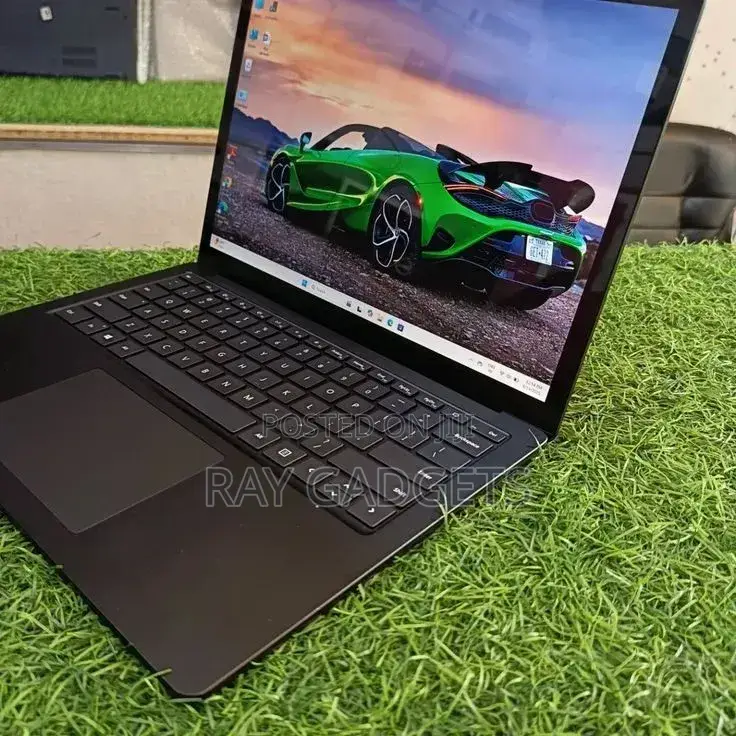 New Laptop Microsoft Surface Laptop 5 8GB Intel Core i5 SSD 256GB