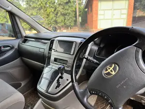 Toyota Alphard 2.4 Petrol AWD 2006 Silver