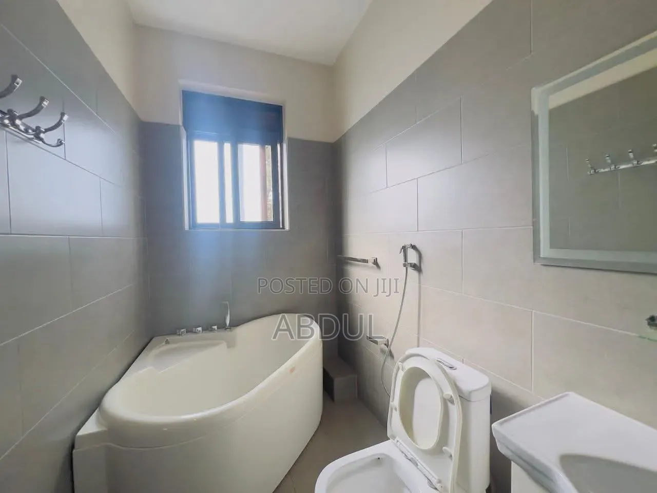 5bdrm Townhouse/Terrace in Kabira, Nakawa for sale