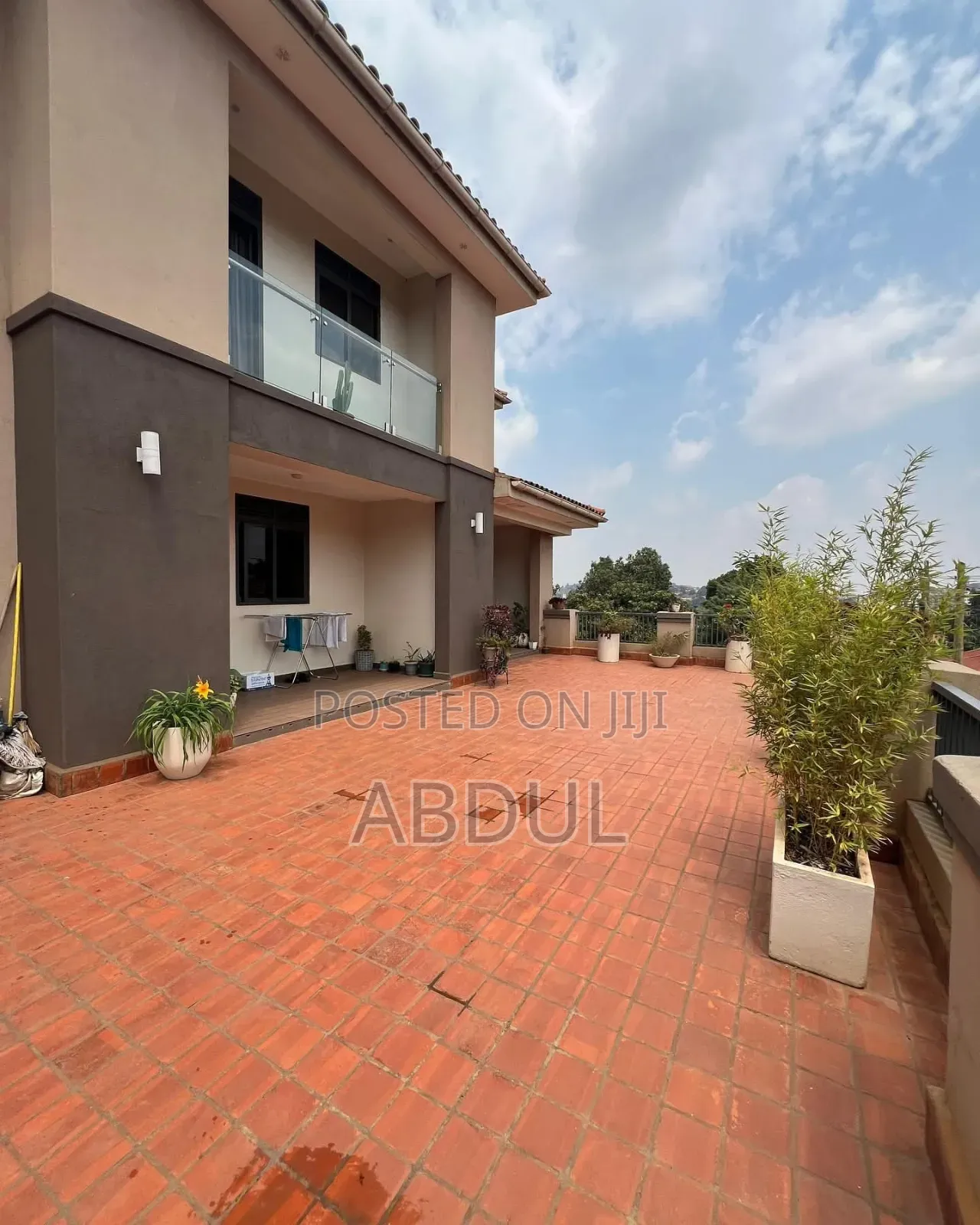 5bdrm Townhouse/Terrace in Kabira, Nakawa for sale