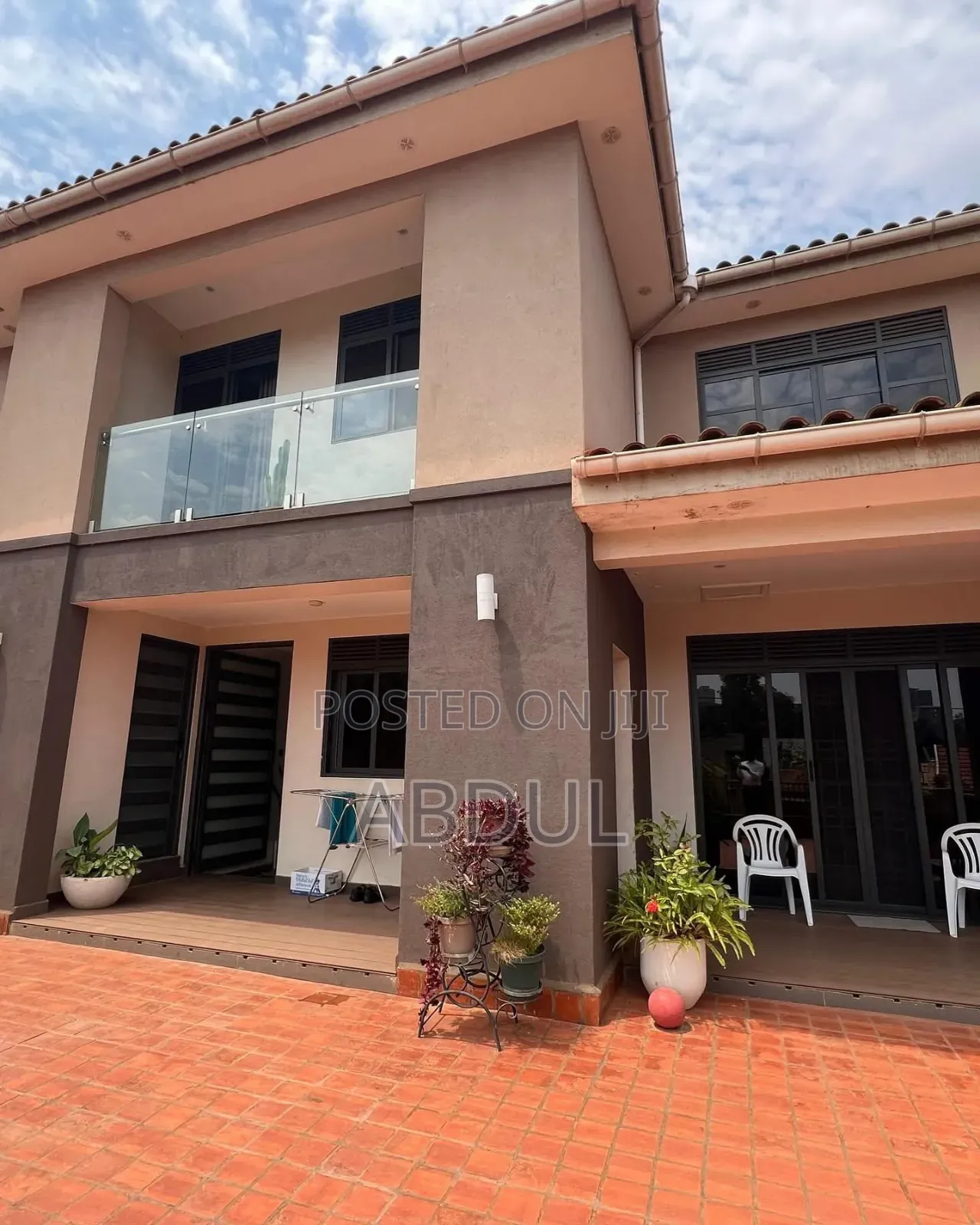 5bdrm Townhouse/Terrace in Kabira, Nakawa for sale
