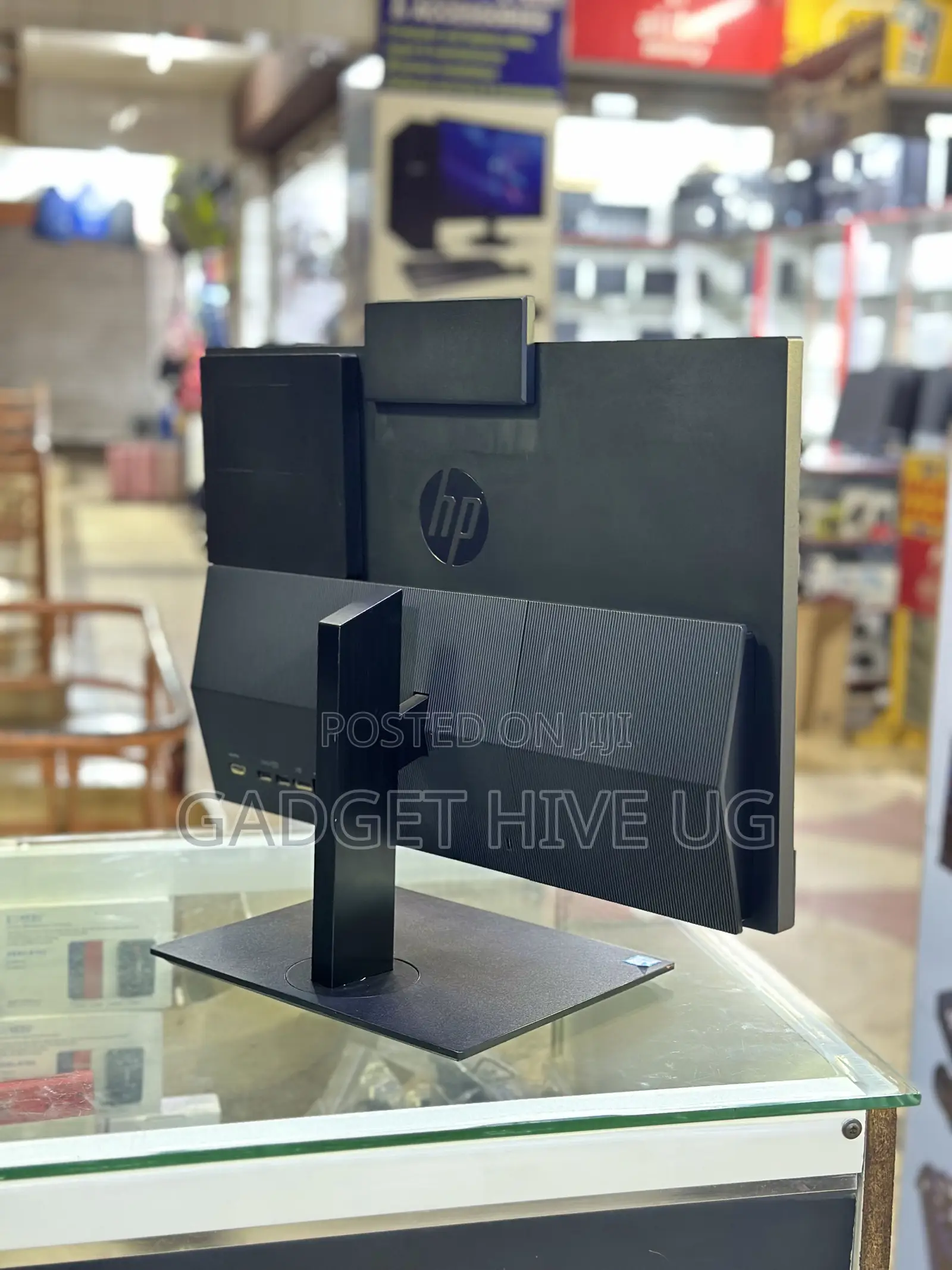 Desktop Computer HP 8GB Intel Core i7 SSD 256GB