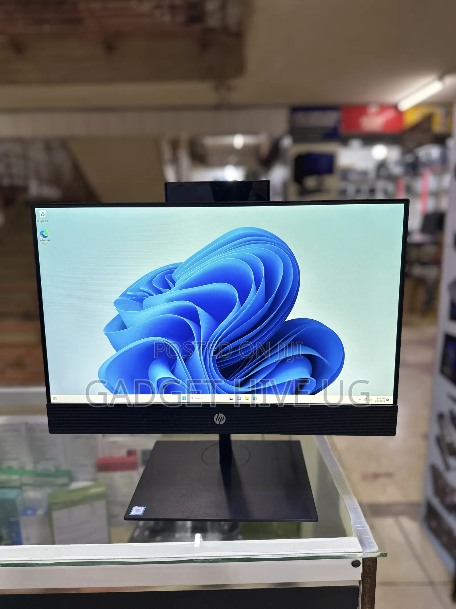Desktop Computer HP 8GB Intel Core i7 SSD 256GB