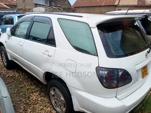 Toyota Harrier 2001 White