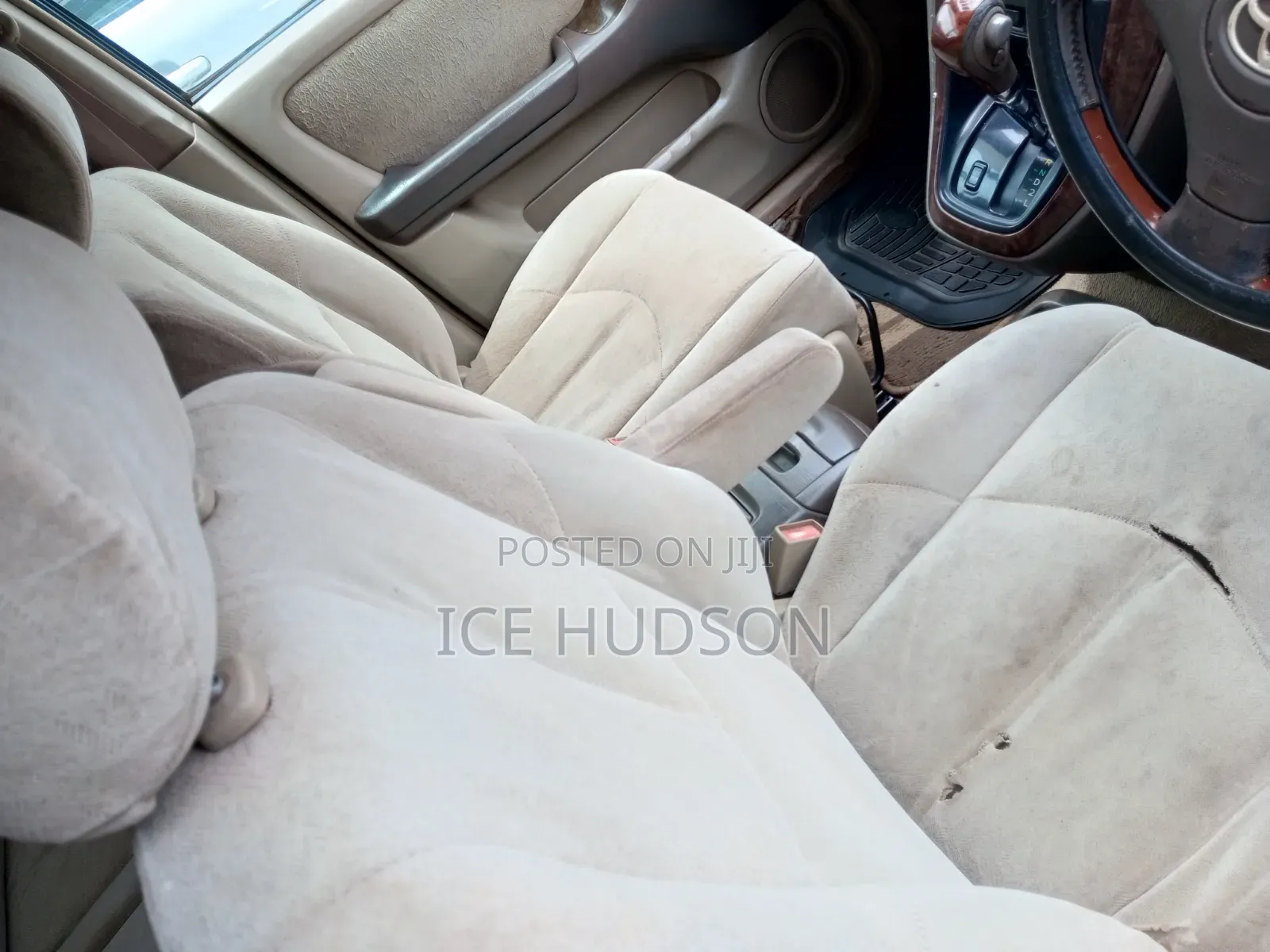 Toyota Harrier 2001 White