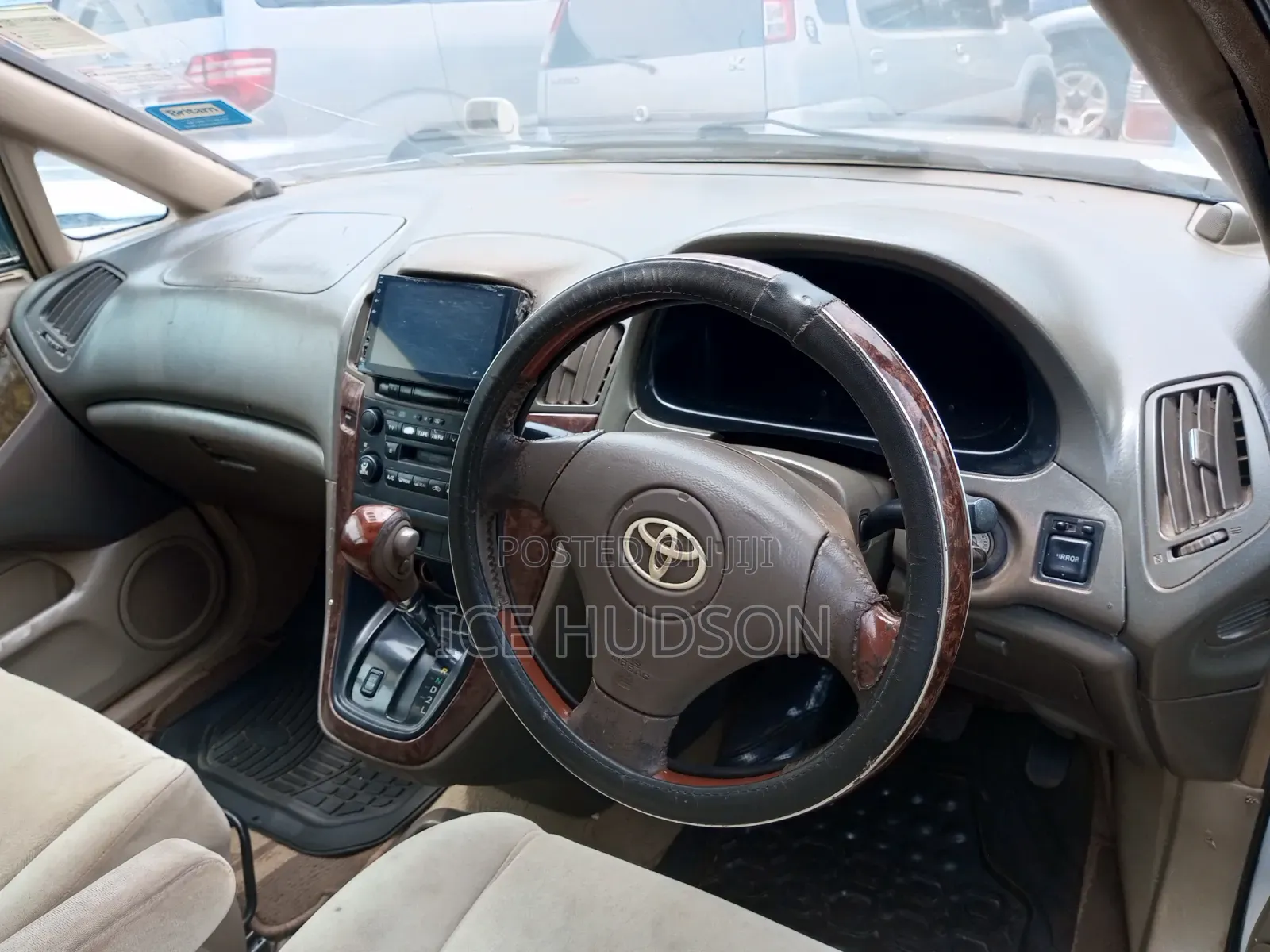 Toyota Harrier 2001 White