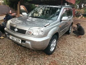 Nissan X-Trail 2.0 2002 Silver