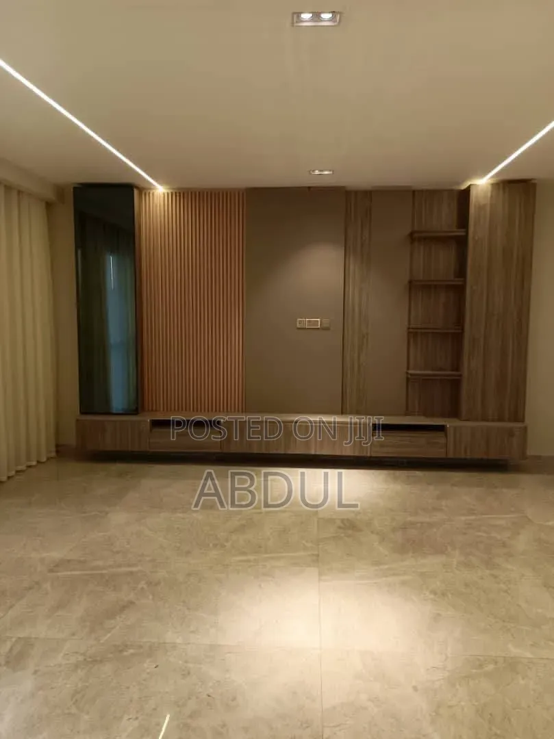 5bdrm Mansion in Namulanda, Katabi for sale