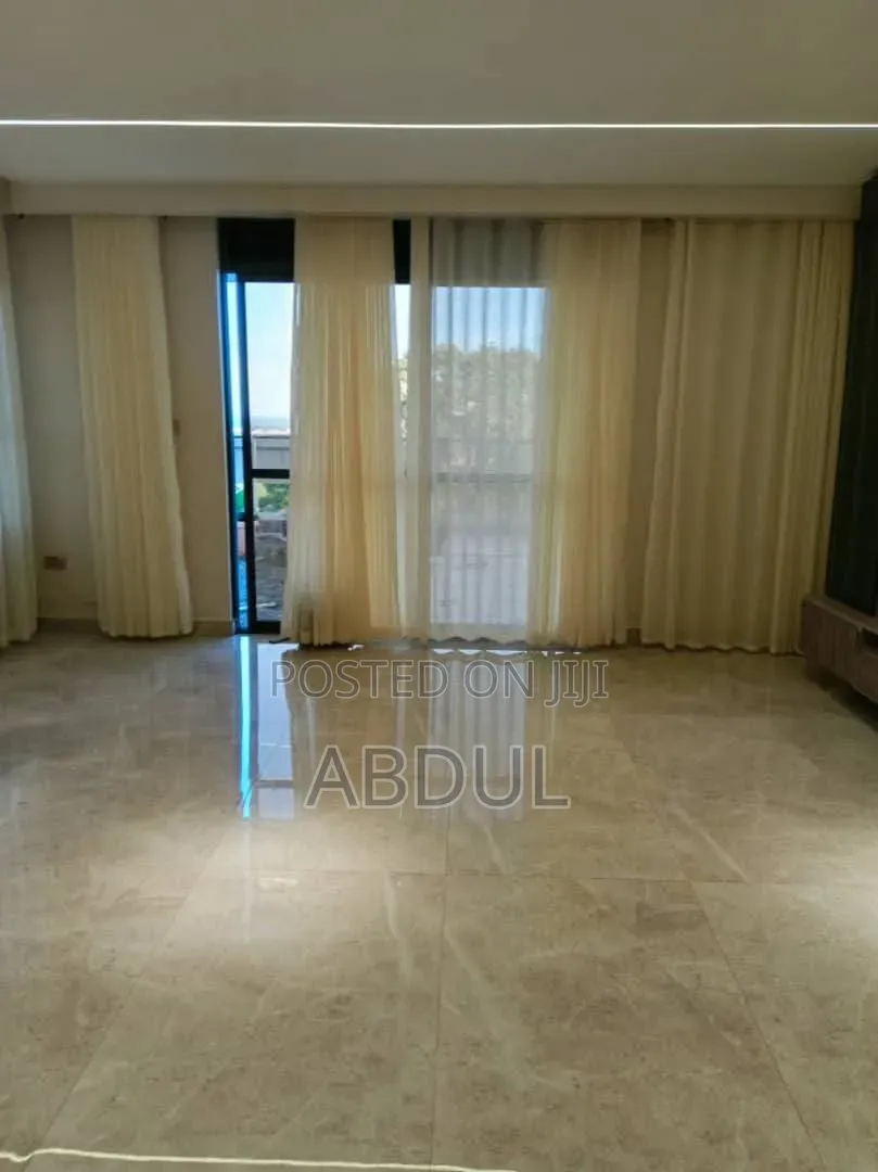 5bdrm Mansion in Namulanda, Katabi for sale