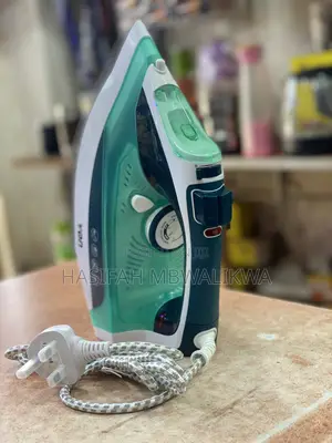 Von Steam Iron 2400w