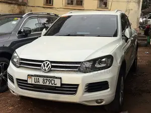 Volkswagen Touareg 2014 White