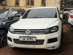 Volkswagen Touareg 2014 White