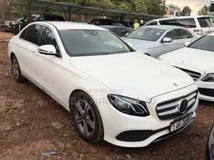 Mercedes-Benz E200 2018 White